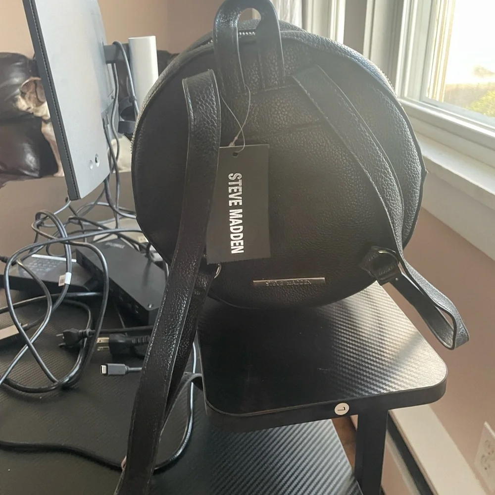 Black Leather Women's Bag - Picture 2 of 2